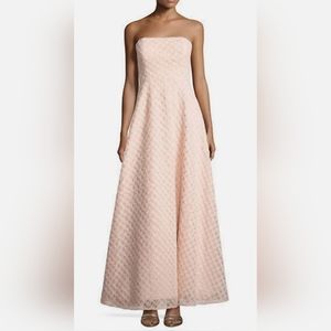 Nicole Miller Strapless Patterned Grown In Blush，Size 6
